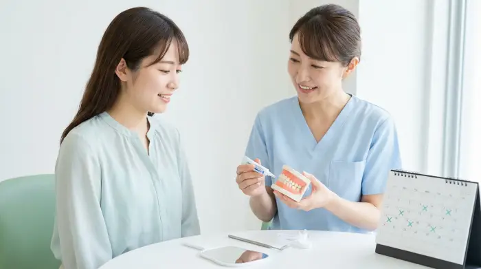 ホワイトニングの痛み(知覚過敏)が不安な人へ|当日までにできる対策