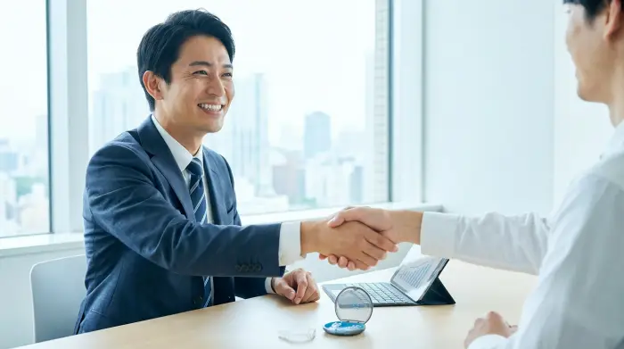 歯並びのコンプレックスを、未来への投資へ