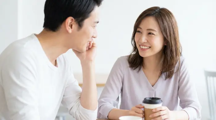 恋愛の場面で“口元”は本当に見られている